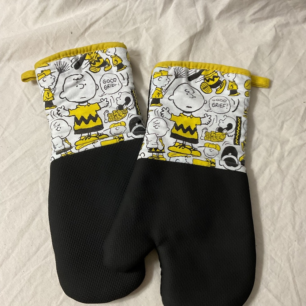 Peanuts Character Hot Kitchen - Picture 2 of 4
